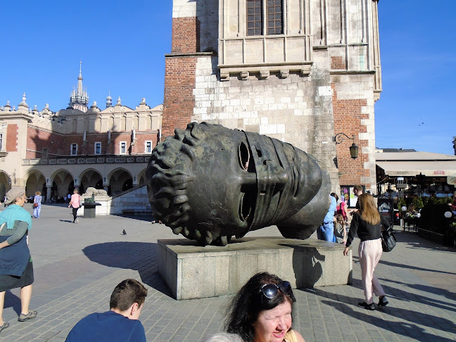 Józefa Chełmońskiego 100D/6, 31-340 Kraków