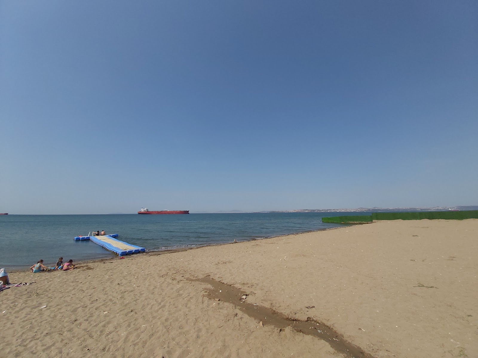 Foto de Elmakent beach com água turquesa superfície