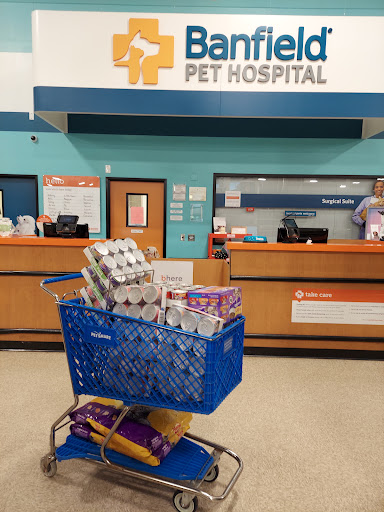 Pet Supply Store «PetSmart», reviews and photos, 5591 TN-153, Hixson, TN 37343, USA
