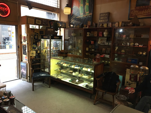 Tobacco Shop «Maison Edwards Tobacconist», reviews and photos, 328 S State St, Ann Arbor, MI 48104, USA