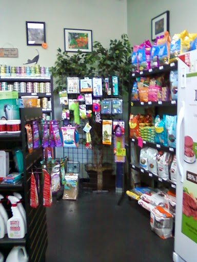 Pet Supply Store «Paw Prints Pet Supplies», reviews and photos, 1000 N Green Valley Pkwy, Henderson, NV 89074, USA