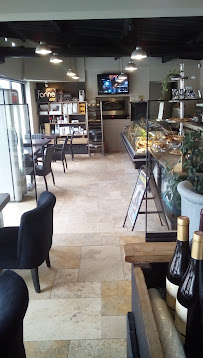Atmosphère du FARINE Etc - Restaurant & épicerie gastronomique à Sauvigny-les-Bois - n°12
