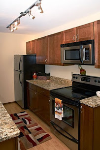 Brightshinemaids - Photo 7 - Car repair in , Trenton