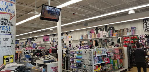 Variety Store «Five Below», reviews and photos, 6198 Little River Turnpike, Alexandria, VA 22312, USA