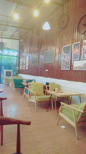 MOON COFFEE HOUSE - MOONMART