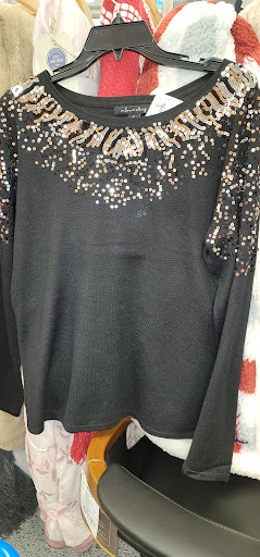 Clothing Store «Ross Dress for Less», reviews and photos, 1161 N Burleson Blvd, Burleson, TX 76028, USA