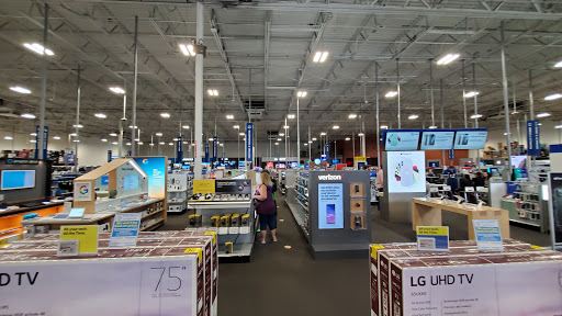 Electronics Store «Best Buy», reviews and photos, 3900 Sisk Rd B, Modesto, CA 95356, USA