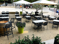 Atmosphère du Restaurant Le Jardin d'Alex à Saint-Ambroix - n°2
