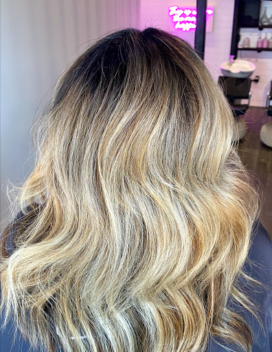 Beauty Salon «The Strand Salon and Spa», reviews and photos, 946 North Loop 1604 W #140, San Antonio, TX 78251, USA