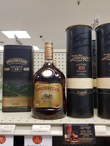 Liquor Store «Four Seasons Spirits & Wine», reviews and photos, 2833 W Ridge Rd # 9A, Rochester, NY 14626, USA