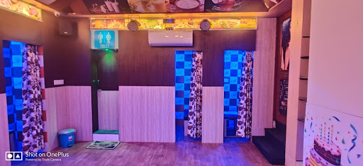 Cafe Mehfil & Resto- Dance Floor, IPL Live Screen, Mini Club, Birthday Party
