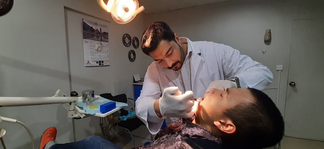 Dr Umar Younas Dental Clinic