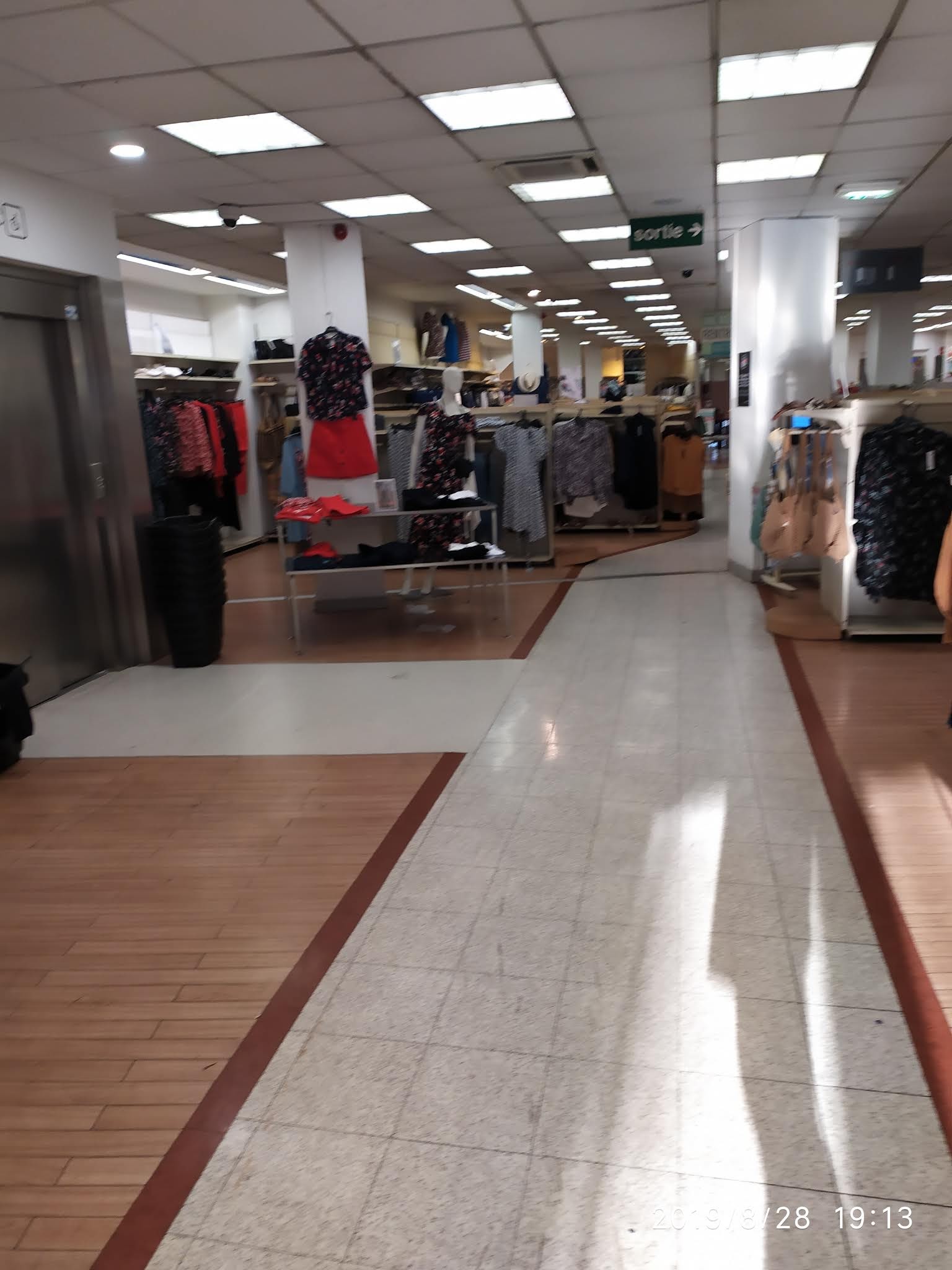 Photo n° 4 de l'avis de Woosuk. fait le 28/08/2019 à 22:14