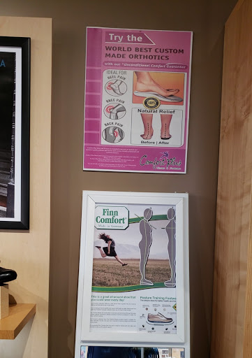 Orthopedic Shoe Store «Comfort Plus Shoes & Footcare», reviews and photos, 11715 Roe Ave, Leawood, KS 66211, USA