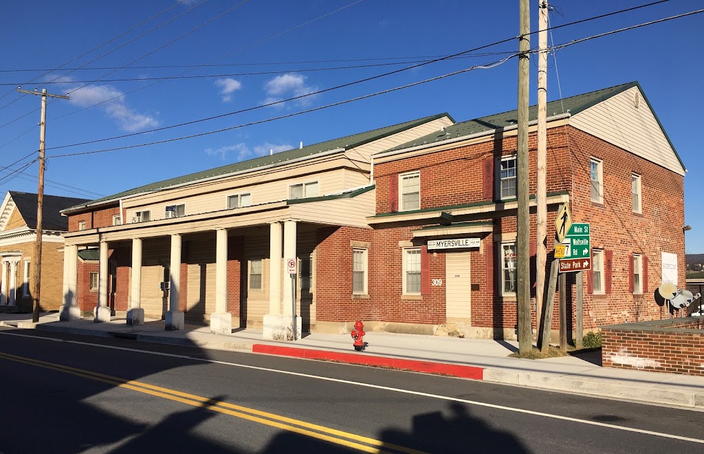 Salon Myersville, MD 21773 Services and Reviews