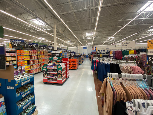 Discount Store «Walmart», reviews and photos, 150 Barnum Avenue Cutoff, Stratford, CT 06614, USA