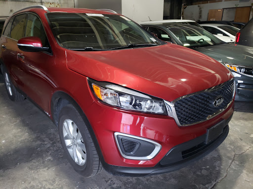 Kia Dealer «Kia of Portland», reviews and photos, 307 NE Broadway St, Portland, OR 97232, USA