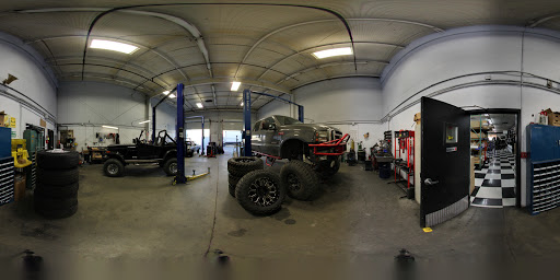 Truck Accessories Store «4 Wheel Parts - Fresno», reviews and photos, 4326 N Blackstone Ave, Fresno, CA 93726, USA