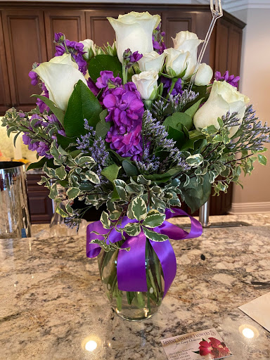 Florist «Irvine Village Flowers», reviews and photos, 15415 Jeffrey Rd #102, Irvine, CA 92618, USA