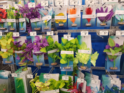 Pet Supply Store «Petco Animal Supplies», reviews and photos, 217 Oak Lee Dr #16, Ranson, WV 25438, USA