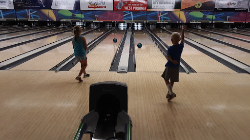 Bowling Alley «Suburban Bowling Lanes», reviews and photos, 735 Chestnut Ridge Rd, Morgantown, WV 26505, USA