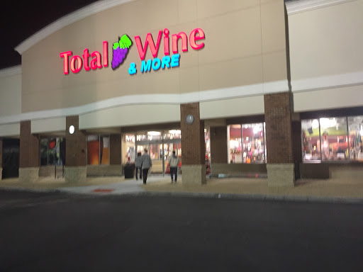 Wine Store «Total Wine & More», reviews and photos, 1744 Laskin Rd, Virginia Beach, VA 23454, USA