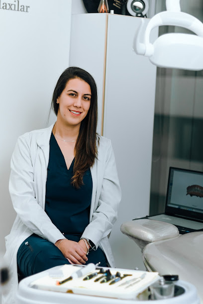 Rehabilitacion Oral y estetica - Ana Maria Borda