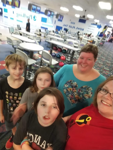 Bowling Alley «Poelking Woodman Lanes», reviews and photos, 3200 Woodman Dr, Kettering, OH 45420, USA