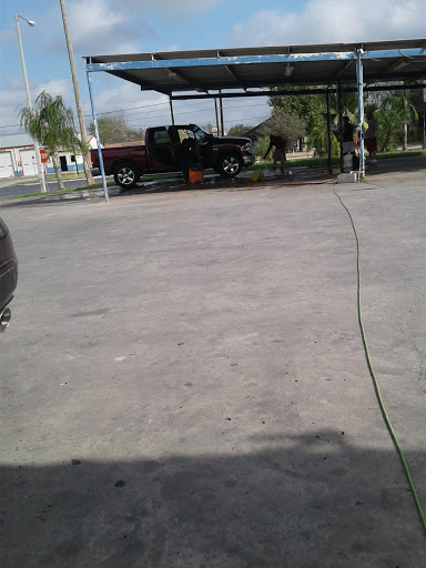 495 Car Wash & Auto Sales en Mission