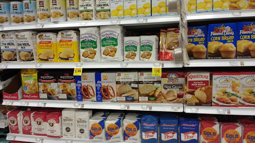 Grocery Store «Schnucks», reviews and photos, 3900 Vogel Rd, Arnold, MO 63010, USA