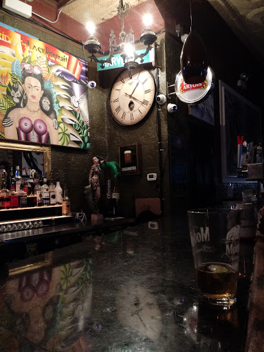 Bar «Harbee Liquors & Tavern», reviews and photos, 1345 W 18th St, Chicago, IL 60608, USA