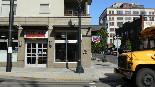 Shoe Store «Payless ShoeSource», reviews and photos, 7807 Evergreen Way, Everett, WA 98203, USA