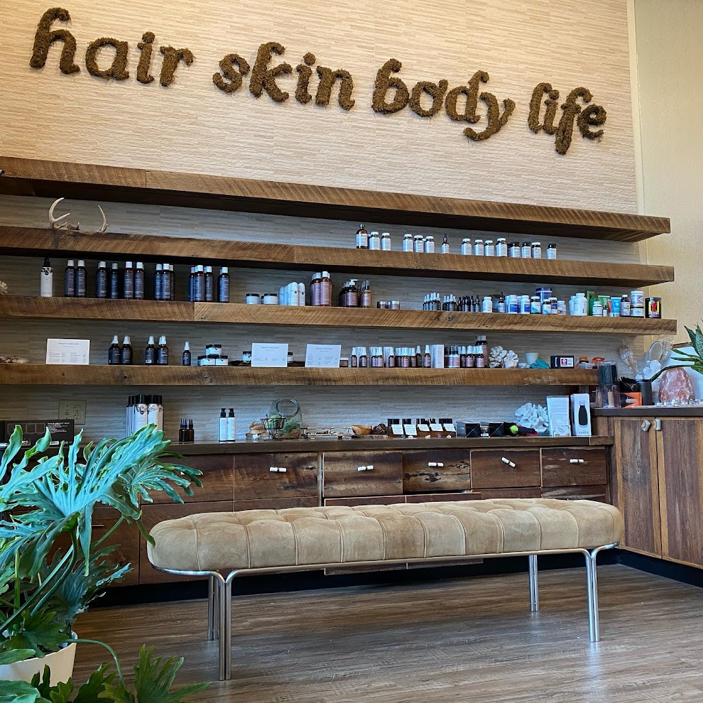 Tracy's Lashes and Brows 55391