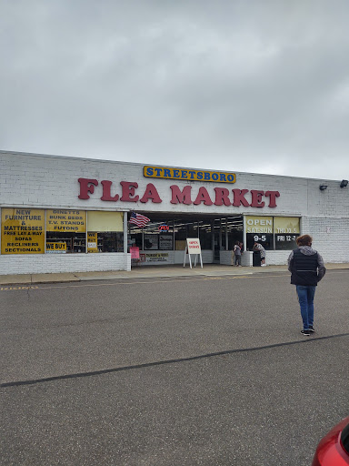 Flea Market «Streetsboro Flea Market - Furniture, Antiques, Collectibles», reviews and photos, 1513 Streetsboro Rd, Streetsboro, OH 44241, USA