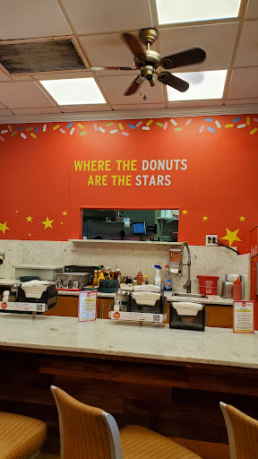 Donut Shop «Dandee Donuts Factory», reviews and photos, 102 N 28th Ave, Hollywood, FL 33020, USA