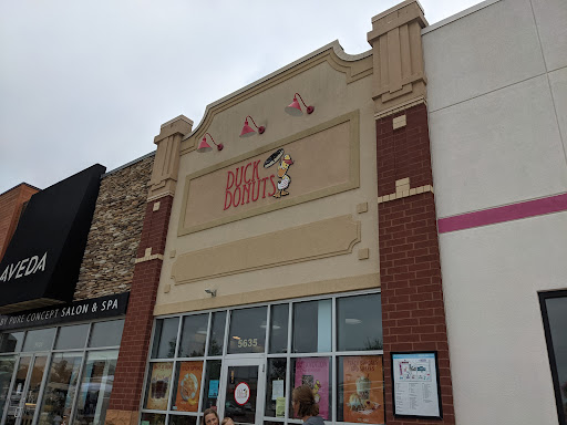 Shopping Mall «Deerfield Towne Center», reviews and photos, 5085 Deerfield Blvd, Mason, OH 45040, USA