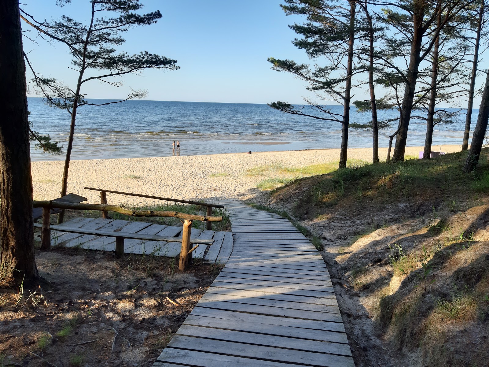 Fotografija Gausa judze beach z zelena voda površino