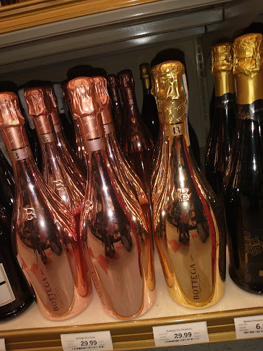 Wine Store «Total Wine & More», reviews and photos, 10036 Robious Rd, Richmond, VA 23235, USA