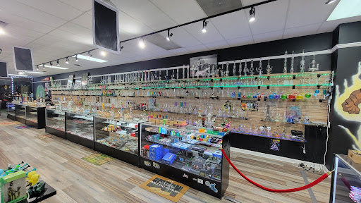 Tobacco Shop «Bear Smoke Smokeshop», reviews and photos, 4295 Browns Bridge Rd B, Cumming, GA 30041, USA