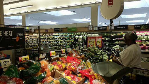 Grocery Store «Stop & Shop», reviews and photos, 1100 Massachusetts Ave, Dorchester, MA 02125, USA