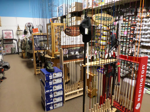 Outdoor Sports Store «D&R Sports Center», reviews and photos, 8178 W Main St, Kalamazoo, MI 49009, USA