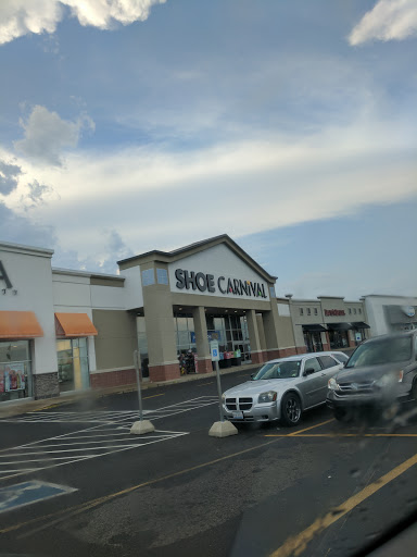Shoe Store «Shoe Carnival», reviews and photos, 5161 Hinkleville Rd, Paducah, KY 42001, USA