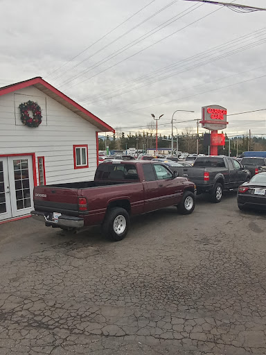 Used Car Dealer «Carson Cars», reviews and photos, 13806 WA-99, Lynnwood, WA 98087, USA