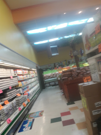 Grocery Store «Lucky 7 Supermarket», reviews and photos, 1675 Tully Rd, San Jose, CA 95122, USA