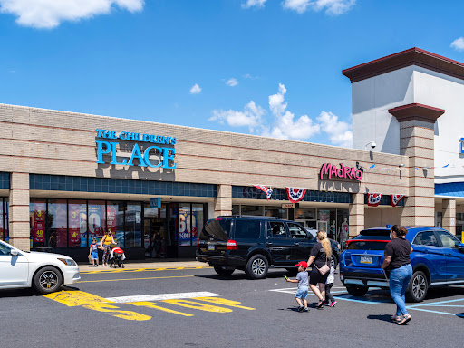 Shopping Mall «Roosevelt Mall», reviews and photos, 2339 Cottman Ave #1, Philadelphia, PA 19149, USA