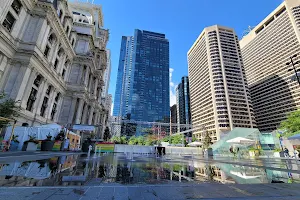 Dilworth Park image