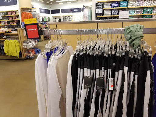 Clothing Store «Gap Outlet», reviews and photos, 450 NW 257th Way, Troutdale, OR 97060, USA