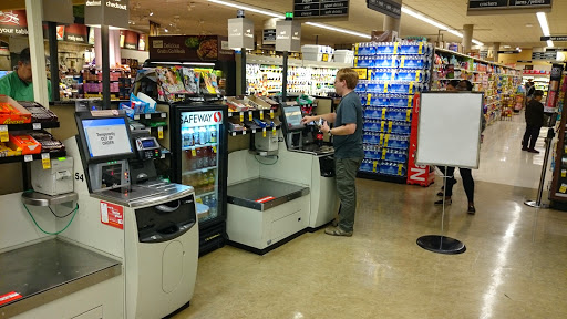 Shopping Mall «North Point Centre», reviews and photos, 320 Bay St, San Francisco, CA 94133, USA