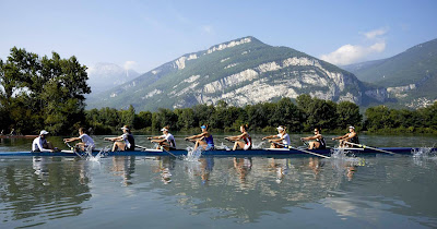 Aviron Grenoblois base du pont d'Oxford à Grenoble