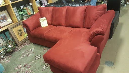 Used Clothing Store «Planet Thrift», reviews and photos, 3225 Country Dr Ste 150, Little Canada, MN 55117, USA